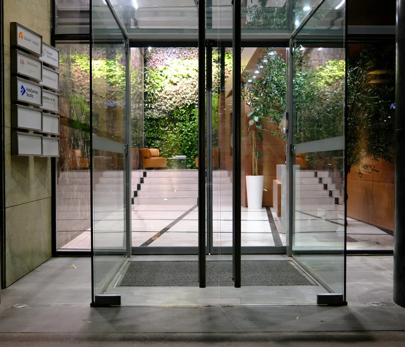 عن TQ Building Solutions